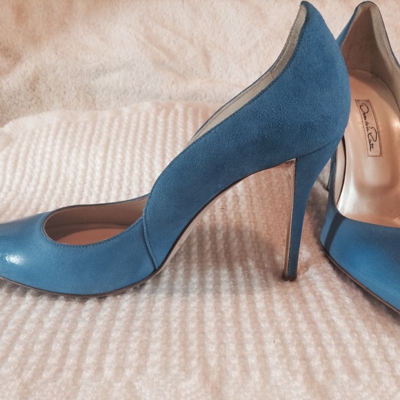 Oscar de la Renta Sabrina Pump - Picture 11 of 16